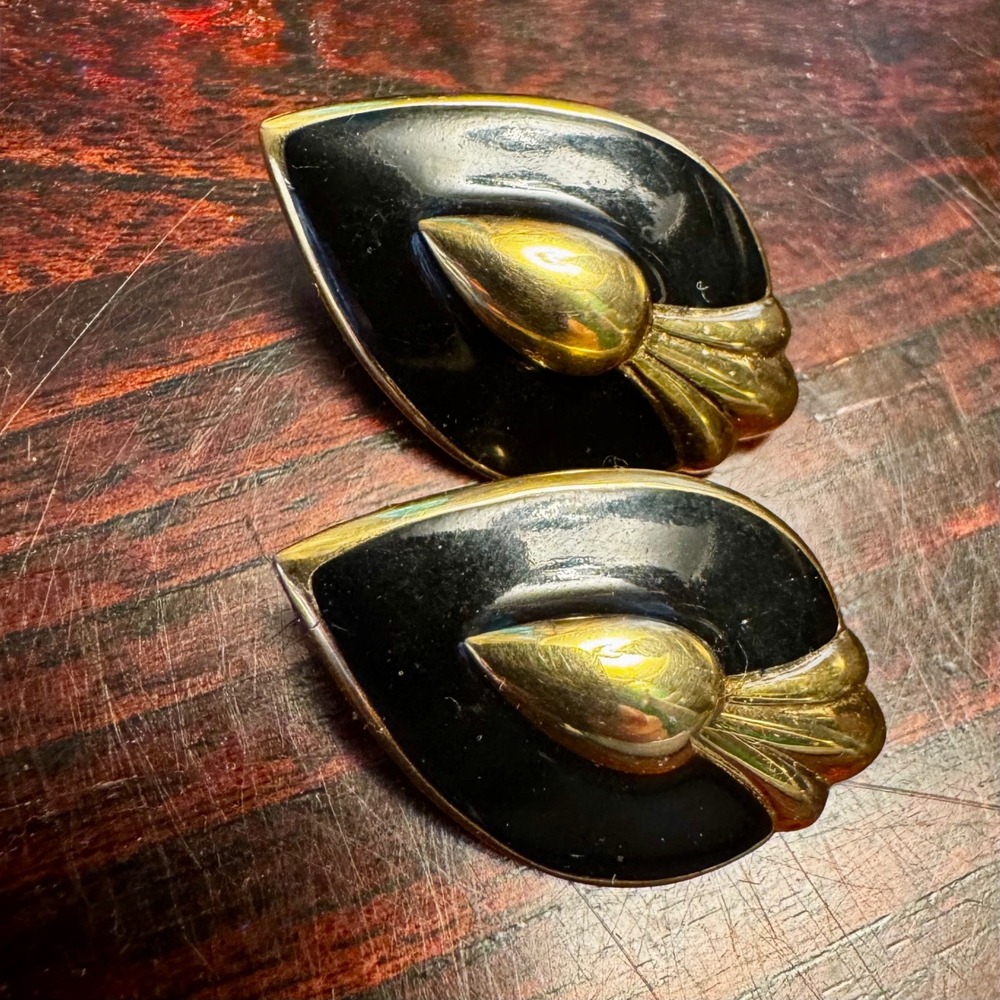Vintage Art Deco Revival Post Earrings Black & Gold‎ Leaf Fan Teardrop